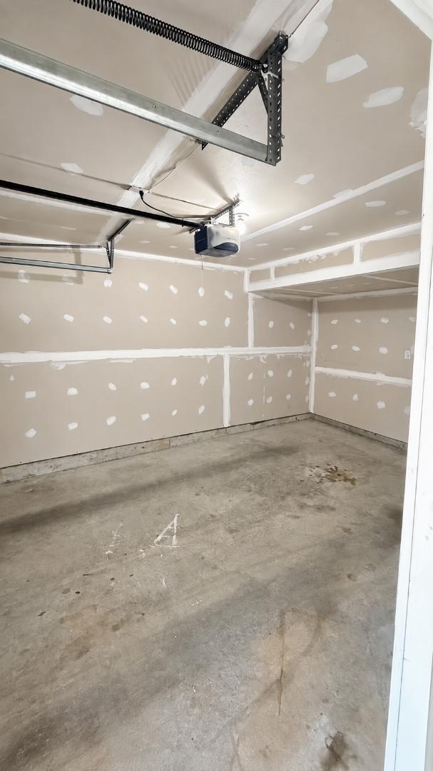 Building Photo - 50 Ventura Way