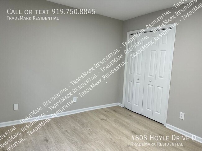 Building Photo - 4808 Hoyle Dr