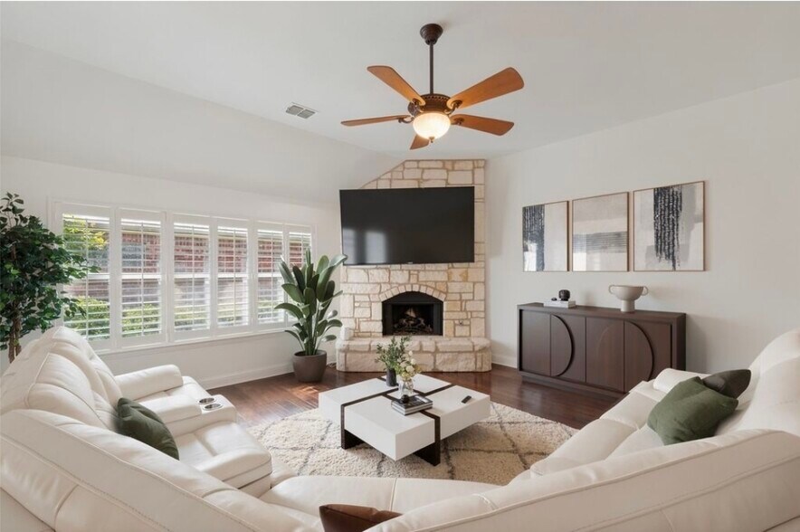 Building Photo - 7428 Boulder Creek Dr