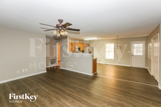 Building Photo - 268 Southaven Ct