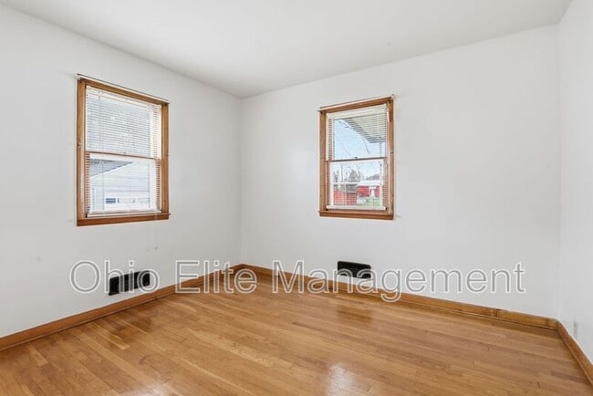 Building Photo - 89 Cullman Rd