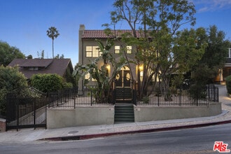 Building Photo - 1305 Lucile Ave