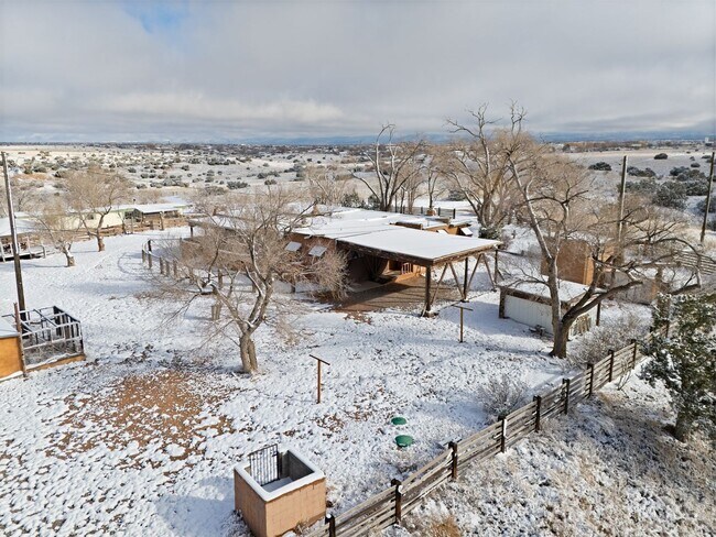 Building Photo - 27633 W Frontage Rd