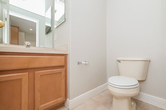 Building Photo - 8545 Deer Chase Dr