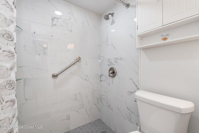 Building Photo - 2625 S Atlantic Ave