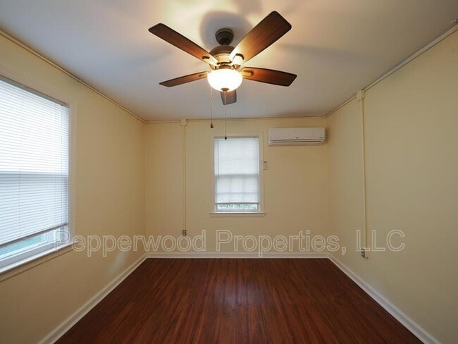 Building Photo - 334 W Hampton Ave