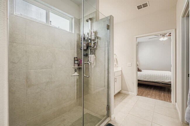 Building Photo - 9708 Dawn Pearl Dr