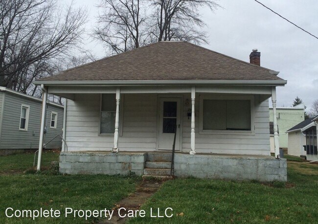 Primary Photo - 2 br, 1 bath House - 2502 W. Godman Ave.