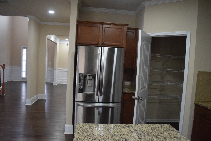 Building Photo - 480 Meadow Hill Dr