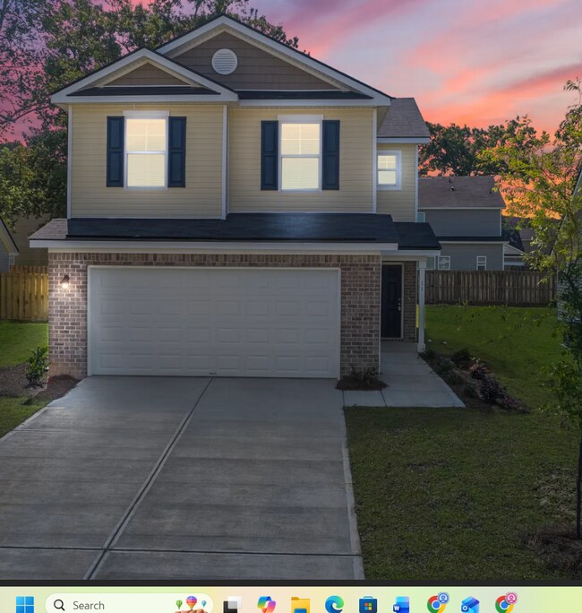 Building Photo - 239 Justify Ave