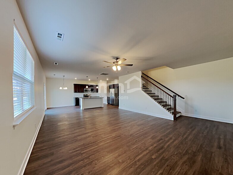Building Photo - 412 Bluewater Dr