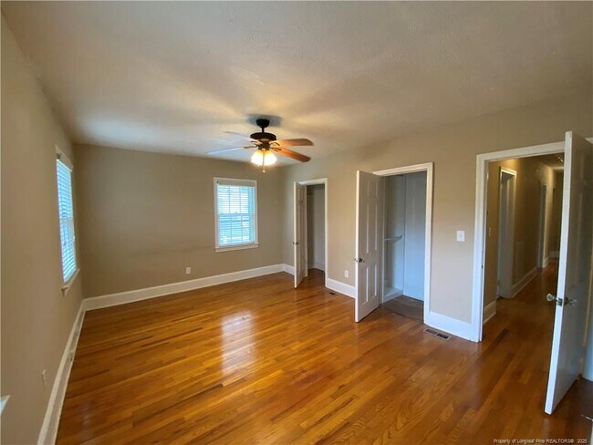 Building Photo - 601 Huske St