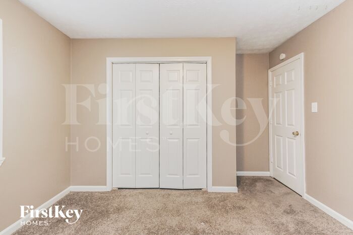 Building Photo - 7639 Gunyon Dr