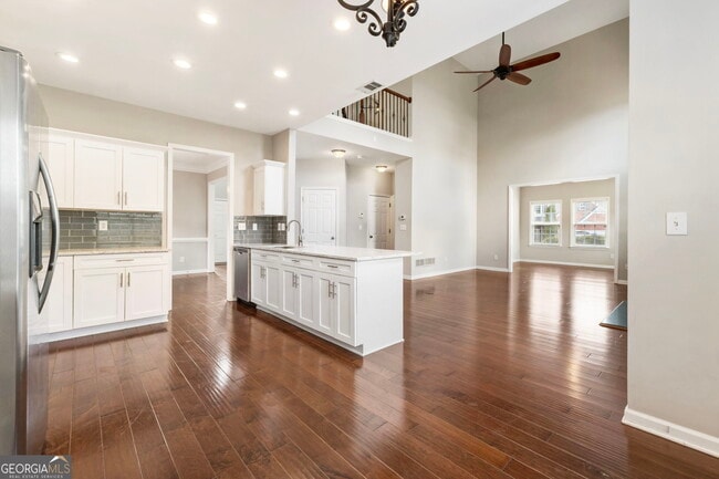 Building Photo - 12720 Morningpark Cir