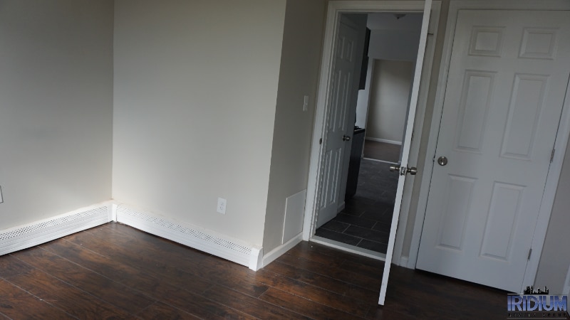 Building Photo - 445 N 5th St