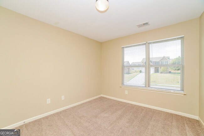 Building Photo - 67 Hamil Ct NW