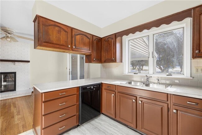 Building Photo - 18 Coggeshall Way