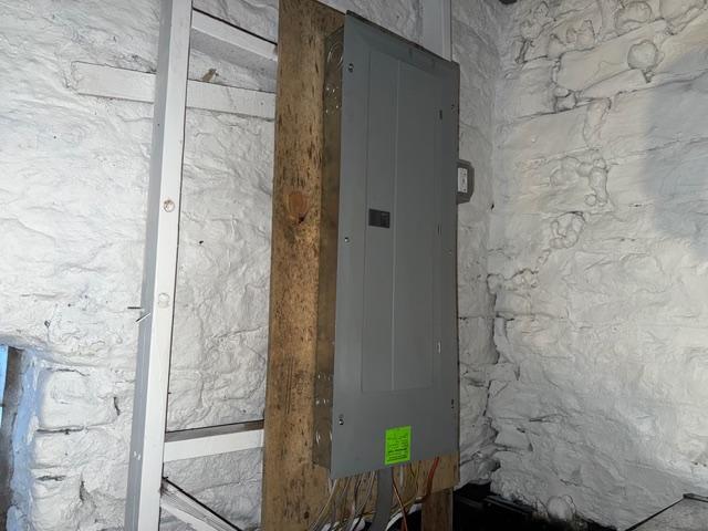 Building Photo - 1620 6th Ave