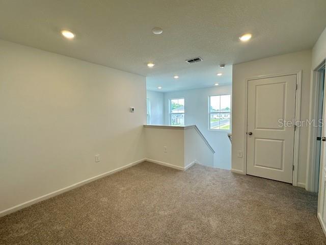 Building Photo - 4034 NE 30th Ter