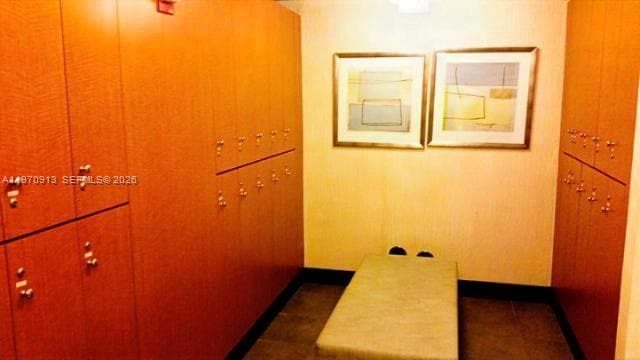 Building Photo - 253 NE 2nd St