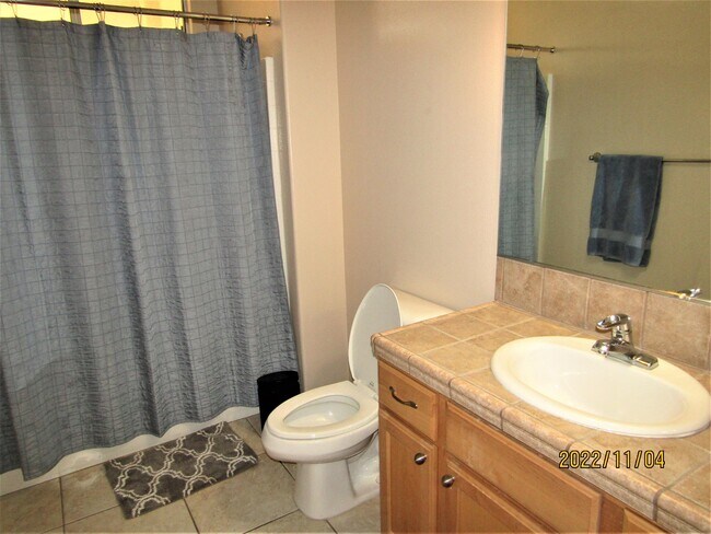 Building Photo - 82487 Bogart Dr