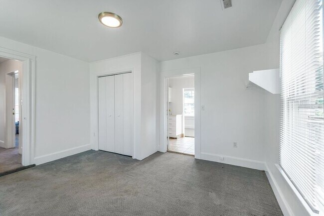 Building Photo - 621 Lafayette Blvd