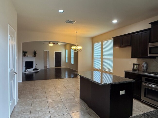 Building Photo - 313 Cherry Spring Dr