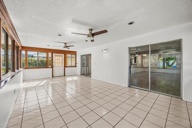 Building Photo - 10325 Marco Polo Dr