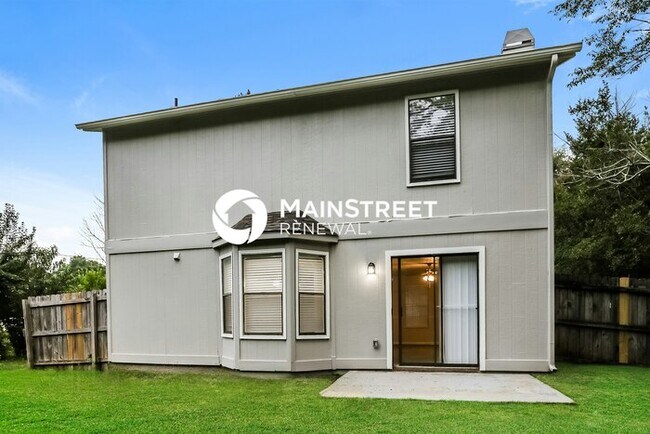 Building Photo - 3 Bedroom Pet-Friendly Home in REX, GA with Main Street Renewal
