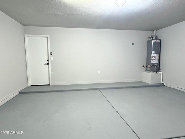 Building Photo - 6891 W Via Del Sol Dr