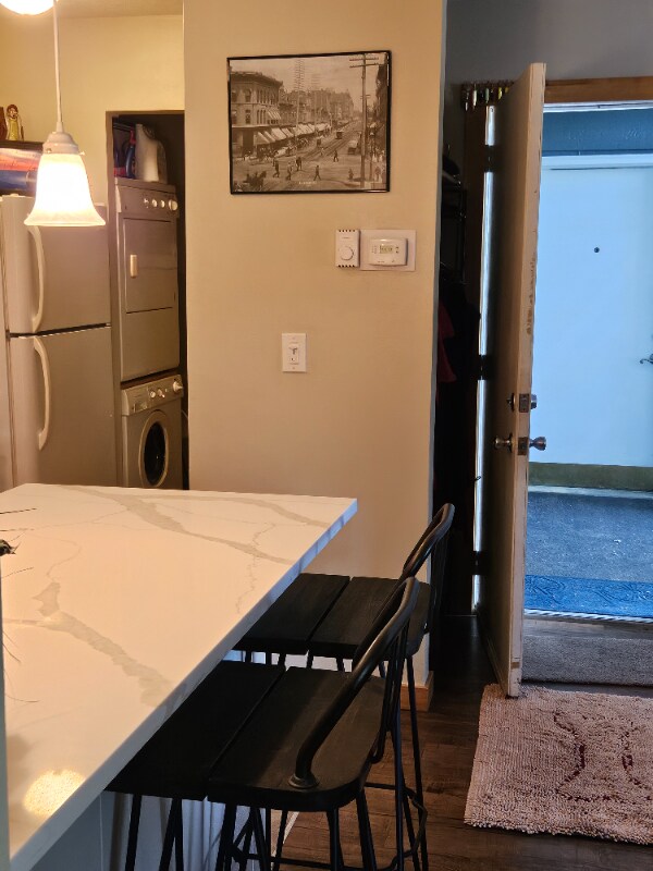 Building Photo - 1315 Sparta Plaza