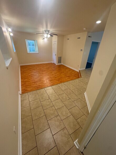 Building Photo - 2600 Duanesburg Rd