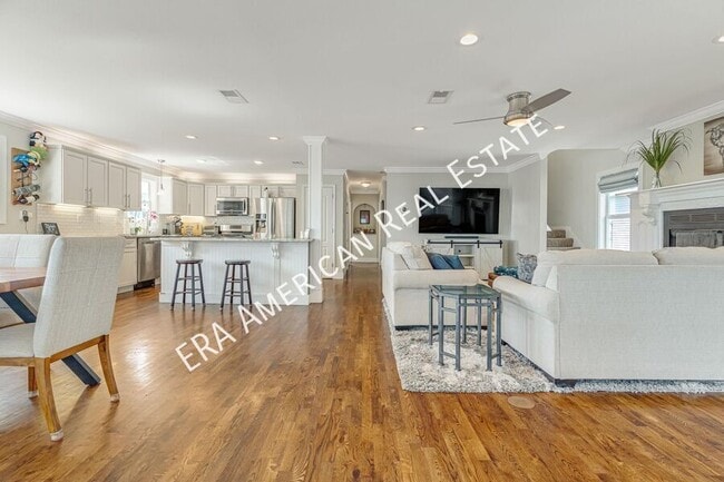 Building Photo - 1725 Union Ave