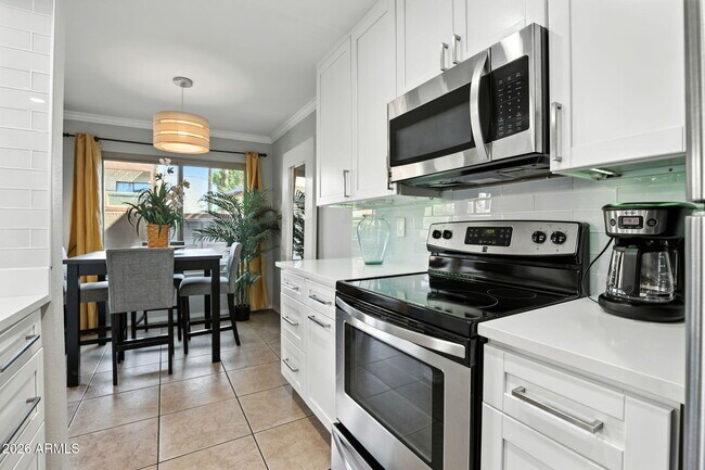 Building Photo - 3500 Hayden Rd