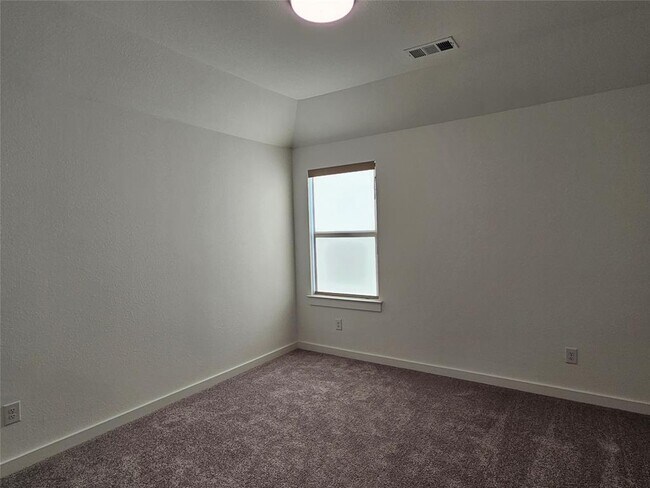 Building Photo - 641 Pecan Bottom Trail