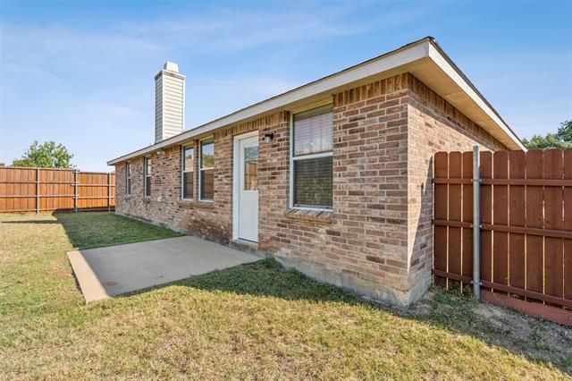 Building Photo - 3804 McClintick Rd