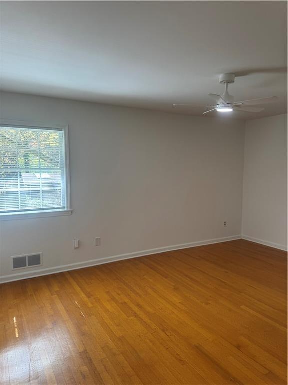 Building Photo - 1959 Queens Way