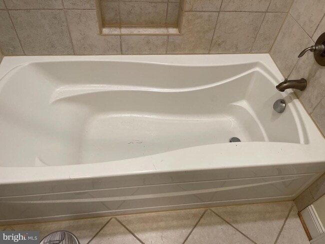 Building Photo - 118 Quaint Acres Dr