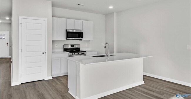 Building Photo - 120 Betty Williams Dr