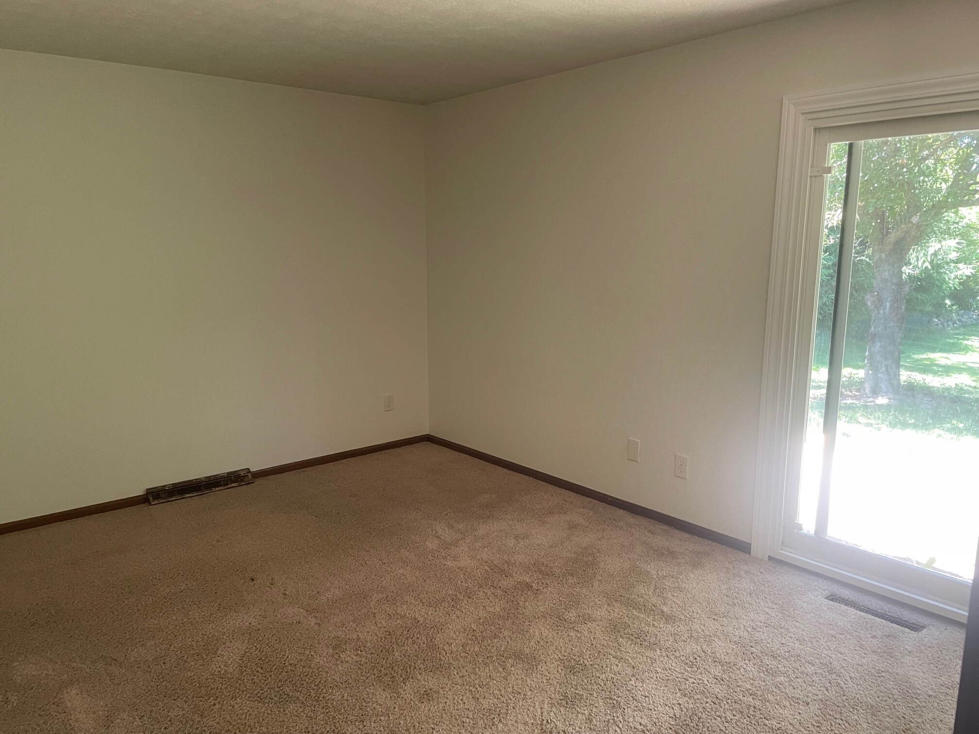Main Bedroom - 4406 Larkdale Drive