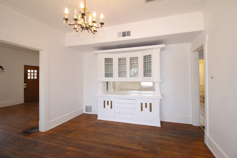 Building Photo - 2900 San Diego Ave