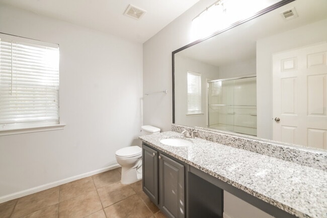 Building Photo - 50 Brookview Dr