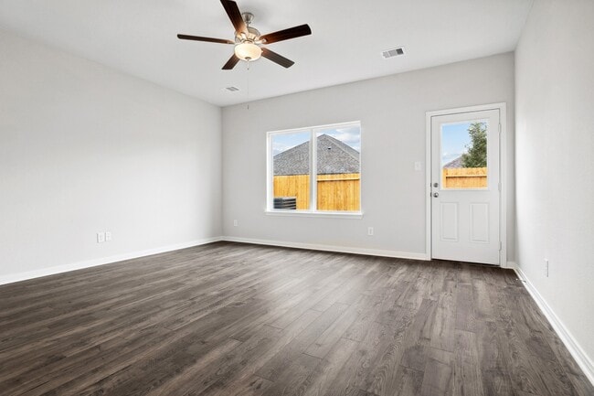 Building Photo - 21632 Lotus Elm St