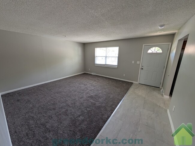 Building Photo - 9152 W 78th Terrace