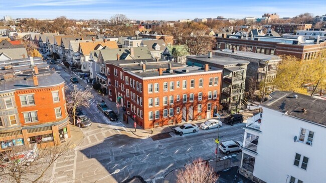 Building Photo - 84 Savin Hill Ave