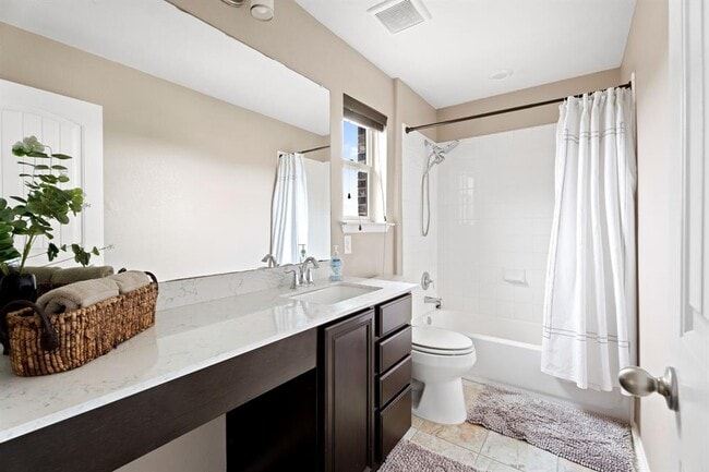 Building Photo - 7300 Ondantra Bnd