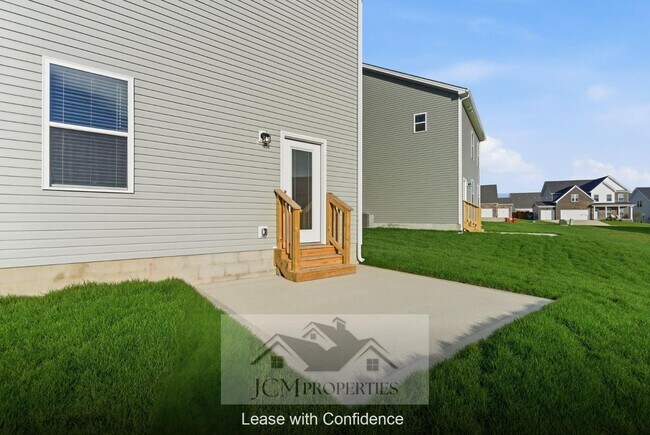 Building Photo - 113 Lambert Fld