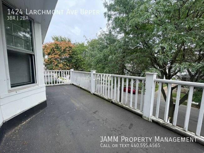 Building Photo - 1424 Larchmont Ave