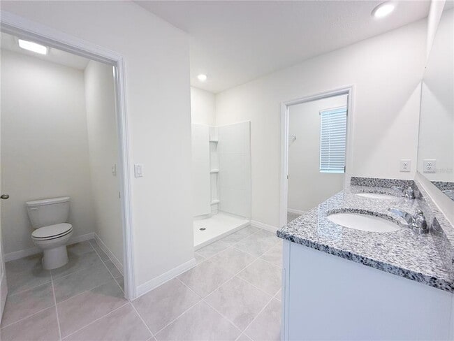 Building Photo - 2054 Tay Wes Dr