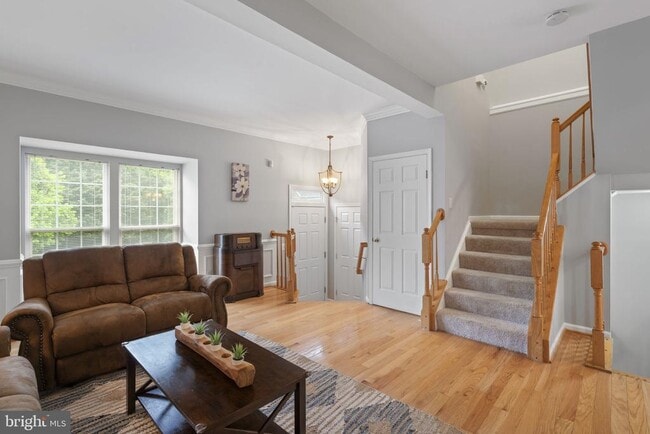 Building Photo - 6505 Parish Glebe Ln